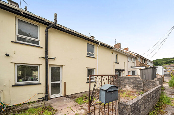 3 Bedroom Terraced House For Sale In Chilcompton Road, Midsomer Norton, Radstock, BA3