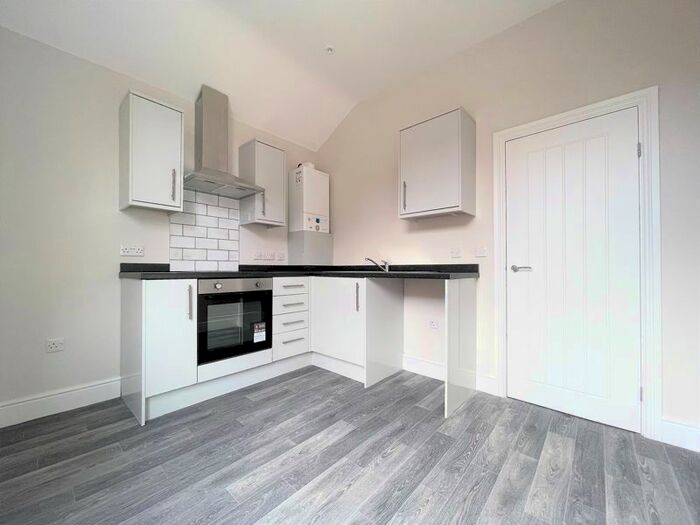 2 Bedroom Flat To Rent In Anlaby Road, Hull, HU3