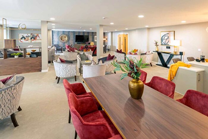 2 Bedroom Flat To Rent In Burley In Wharfedale, LS29