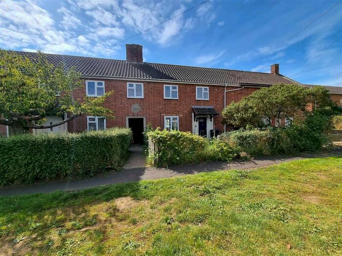 3 Bedroom Terraced House For Sale In Newleaze, Steeple Ashton, Trowbridge, BA14