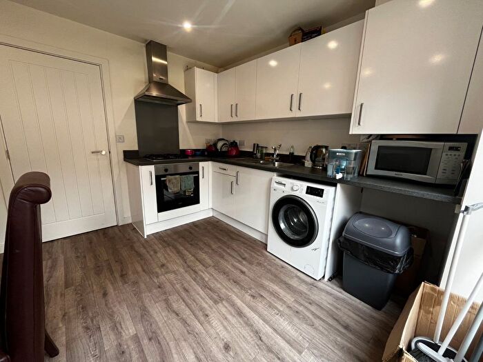 2 Bedroom Semi-detached House To Rent In Sandy Grove, Mansfield, Nottinghamshire, NG18