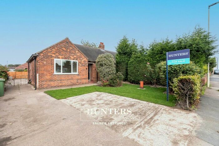 2 Bedroom Semi-Detached Bungalow To Rent In Church Lane, Featherstone, Pontefract, WF7