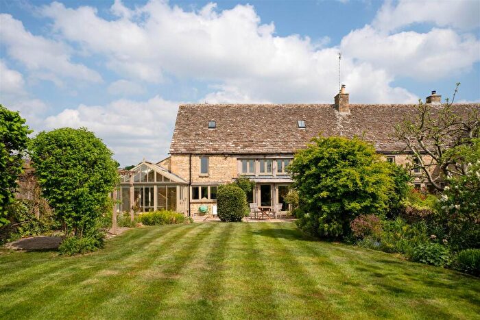 5 Bedroom Barn Conversion For Sale In Fulbrook, Burford, Oxfordshire, OX18