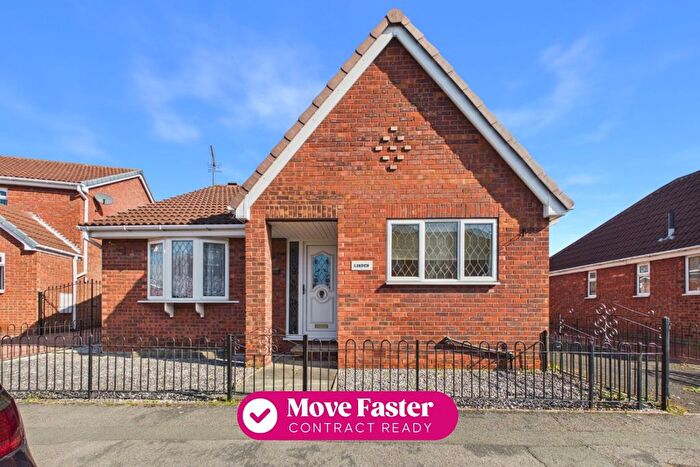 2 Bedroom Detached Bungalow For Sale In Maplewood Avenue, Hull, HU5
