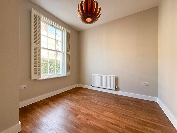 4 Bedroom Terraced House To Rent In Gloucester Place, Cheltenham, GL52