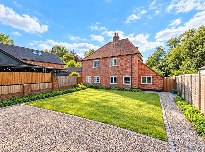 2 Bedroom Semi-Detached House To Rent In Dyke Cottages, Northwood, HA6