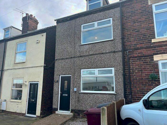 3 Bedroom Semi-Detached House To Rent In Clowne Road, Stanfree, Chesterfield, Derbyshire, S44