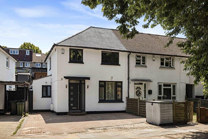 3 Bedroom End Terrace House To Rent In Leesons Hill, Orpington, BR5