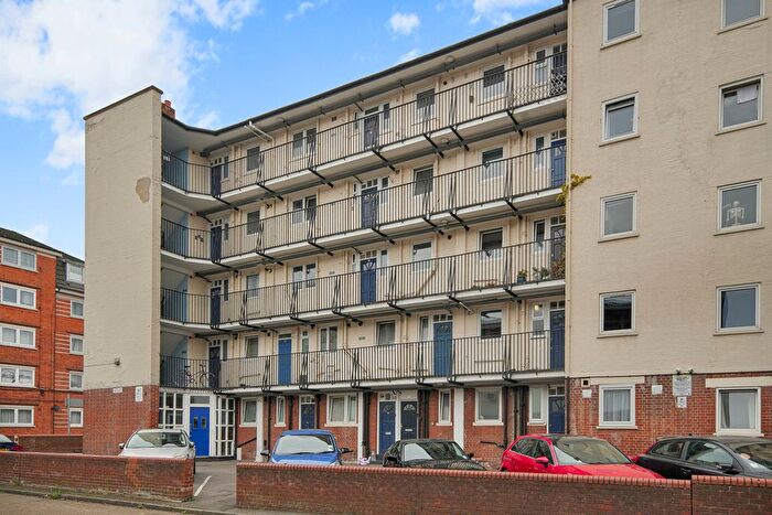 Studio For Sale In Digby Street, London, E2