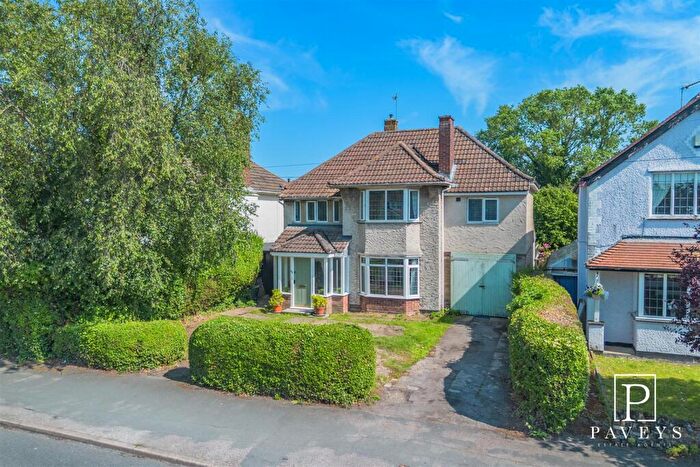 4 Bedroom Detached House For Sale In Walton Road, Frinton-On-Sea, CO13