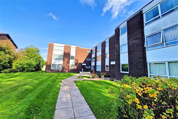 2 Bedroom Flat To Rent In The Hollies, Oakwood Avenue, Gatley, Cheadle, SK8