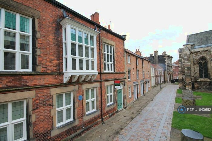 2 Bedroom Maisonette To Rent In Churchside, Howden, Goole, DN14