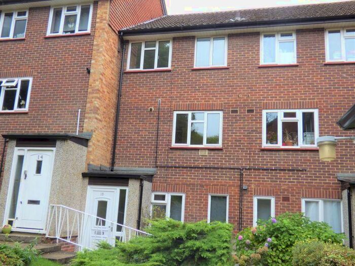 2 Bedroom Detached House To Rent In Amersham Hill, High Wycombe, HP13