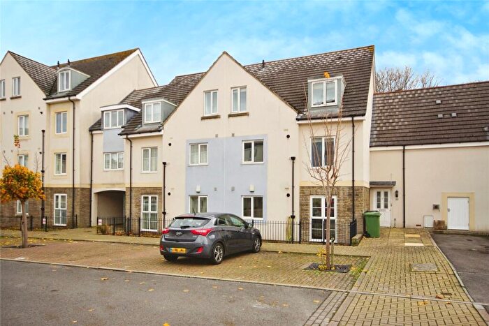2 Bedroom Detached House For Sale In Summit Close, Bristol, Avon, BS15