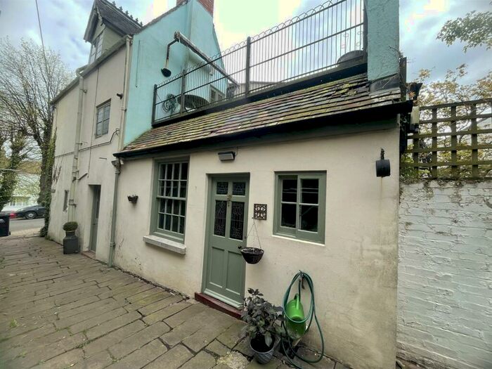 3 Bedroom Cottage To Rent In High Street, Newnham On Severn, GL14