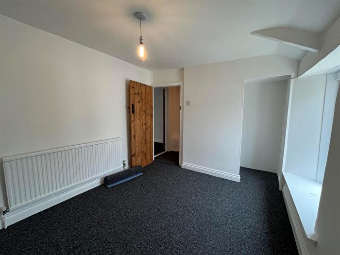 2 Bedroom Terraced House To Rent In King Street, Nantyglo, NP23