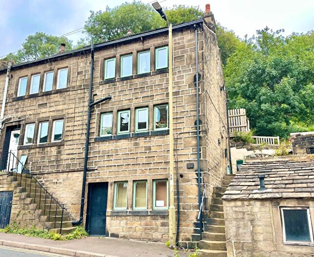 2 Bedroom End Of Terrace House For Sale In Nutclough, Hebden Bridge, HX7