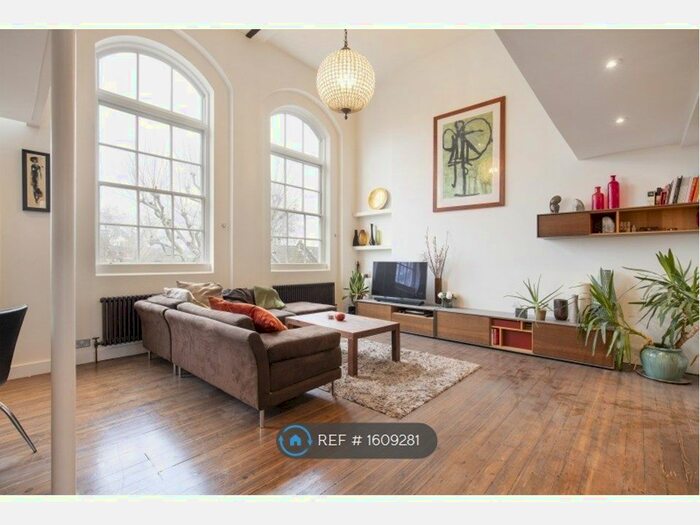 3 Bedroom Flat To Rent In Searles Road, London, SE1