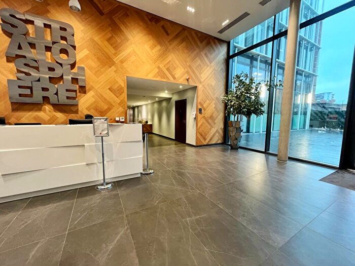 1 Bedroom Flat To Rent In Stratosphere Tower, Stratford, E15