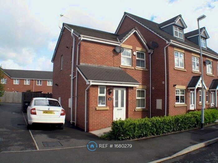 3 Bedroom End Of Terrace House To Rent In Regency Square, Warrington, WA5