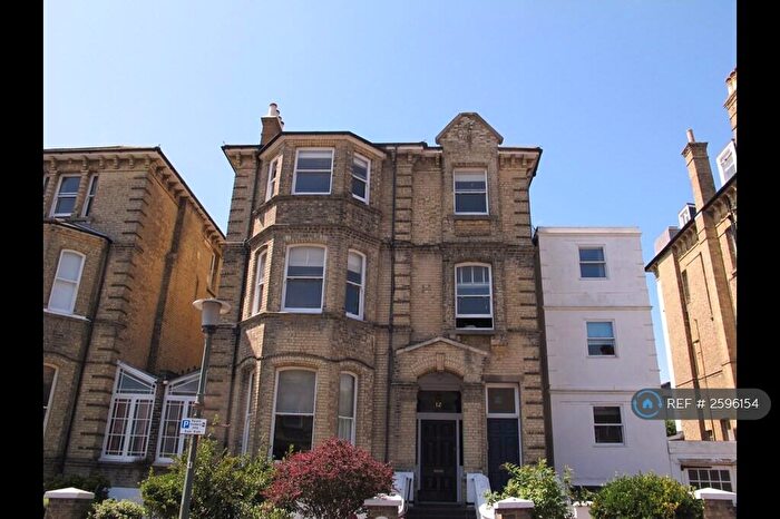 2 Bedroom Flat To Rent In Fourth Avenue, Hove, BN3