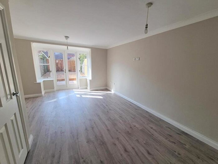 4 Bedroom House To Rent In Hesper Road, Colchester, CO2