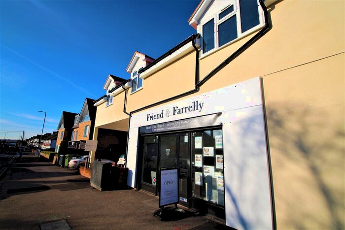 2 Bedroom Flat To Rent In Valley Hill, Loughton, IG10