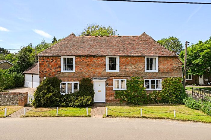 3 Bedroom Detached House For Sale In Kake Street, Waltham, Canterbury, Kent, CT4