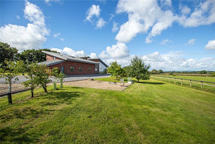 5 Bedroom Detached House For Sale In Thornfalcon, Taunton, Somerset, TA3