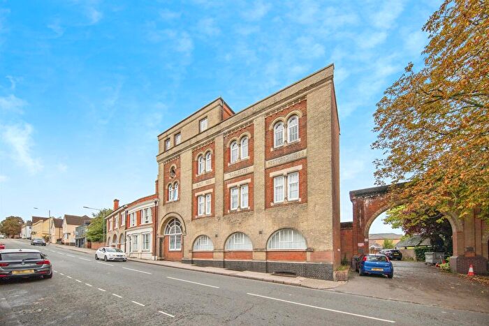 1 Bedroom Maisonette For Sale In Eaglegate, Colchester, CO1