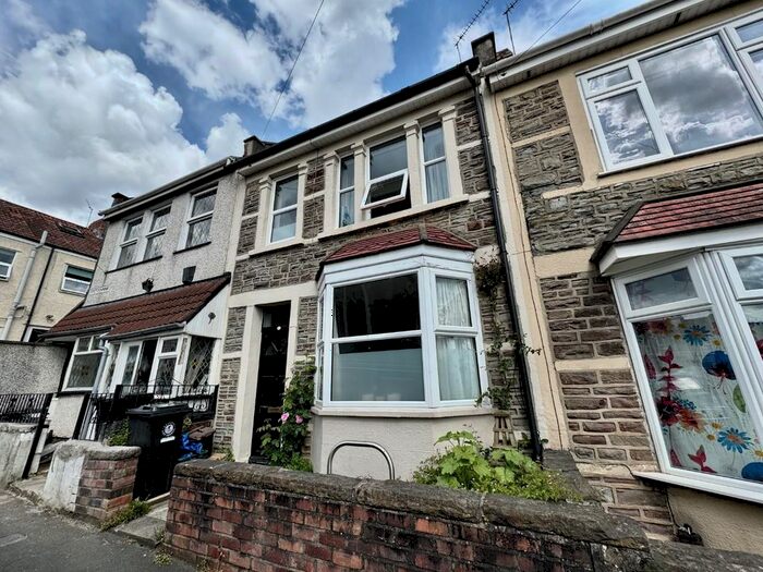 3 Bedroom Terraced House To Rent In Stretford Avenue, St George, Bristol, BS5