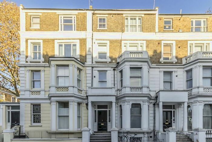2 Bedroom Flat To Rent In Holland Road, London, W14