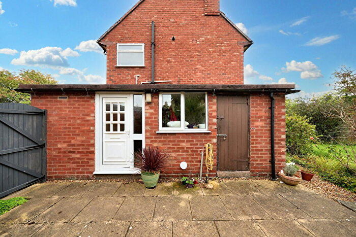 3 Bedroom Detached House For Sale In Ivetsey Road, Wheaton Aston, ST19
