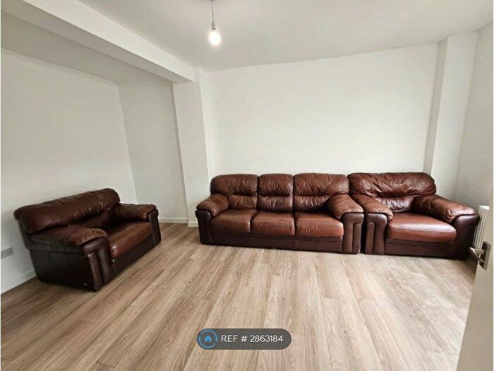 3 Bedroom End Of Terrace House To Rent In Blackley New Road, Manchester, M9