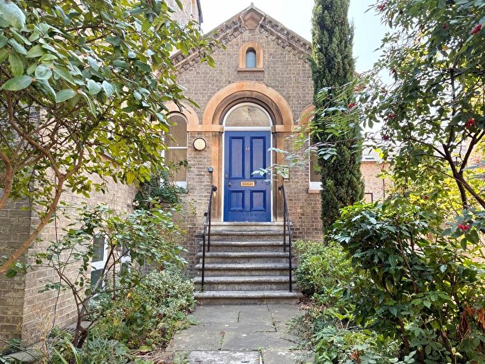 1 Bedroom Flat For Sale In Bateman Street, Cambridge, CB2