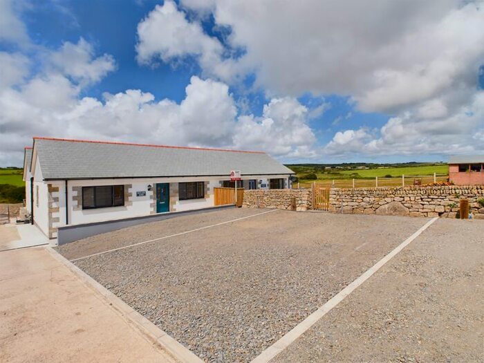 3 Bedroom Barn Conversion For Sale In Boquio Farm, Farms Common, Wendron, TR13