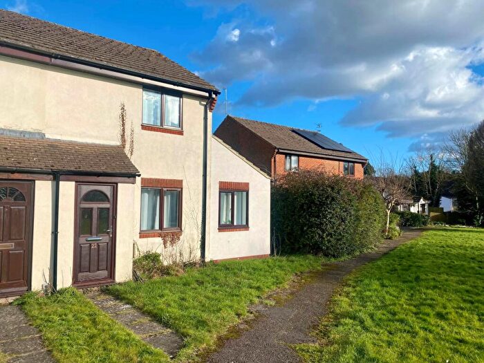 3 Bedroom End Of Terrace House For Sale In Sycamore Close, Watlington, OX49