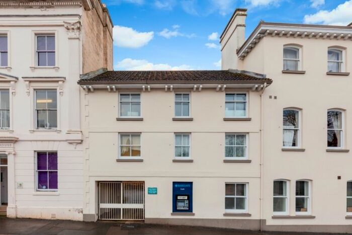 1 Bedroom Flat To Rent In Horse Fair, Banbury, OX16