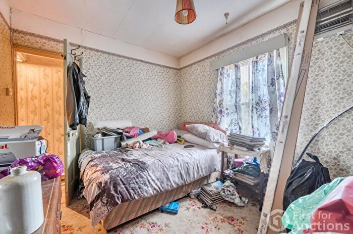 3 Bedroom Terraced House For Sale In Greys Hill, Henley-on-Thames, Oxfordshire, RG9