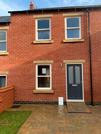 2 Bedroom Town House To Rent In Providence Place, Ilkeston, DE7