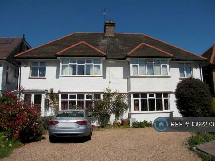5 Bedroom Semi-Detached House To Rent In Cricklewood Lane, London, NW2