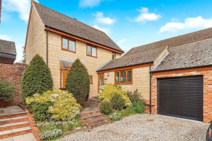 4 Bedroom Country House For Sale In Worton Road, Middle Barton, Chipping Norton, Oxfordshire, OX7
