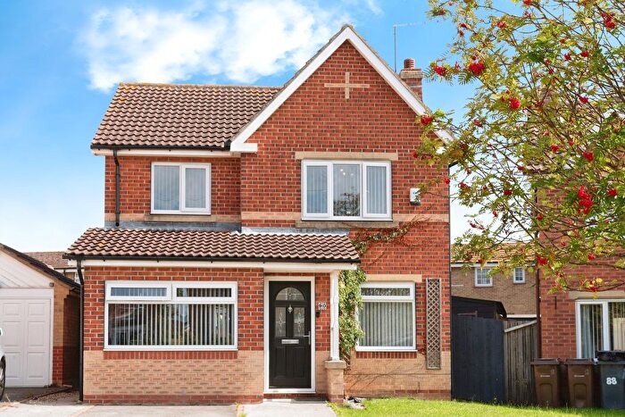 3 Bedroom Detached House For Sale In Brandon Way, Kingswood, Hull, HU7
