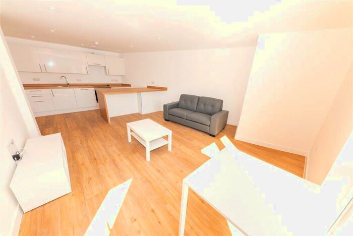 2 Bedroom Flat To Rent In The Plaza, Advent Way, Ancoats, Manchester, M4