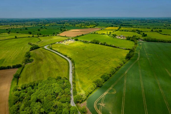 4 Bedroom Property For Sale In Gawcott Road, Hillesden, MK18