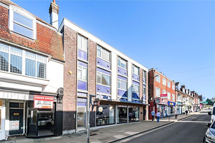 2 Bedroom Apartment To Rent In Church Road, Burgess Hill, West Sussex, RH15