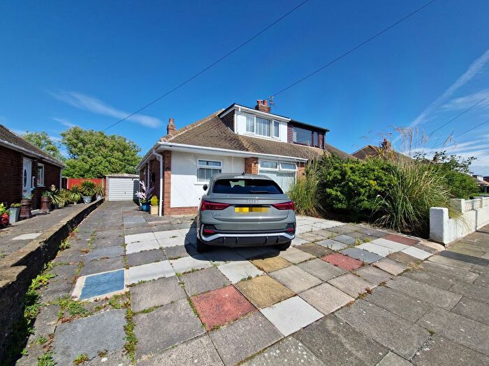 2 Bedroom Bungalow For Sale In Hexham Avenue, Cleveleys, FY5