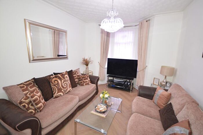 4 Bedroom Terraced House To Rent In Bristol Road, London, E7