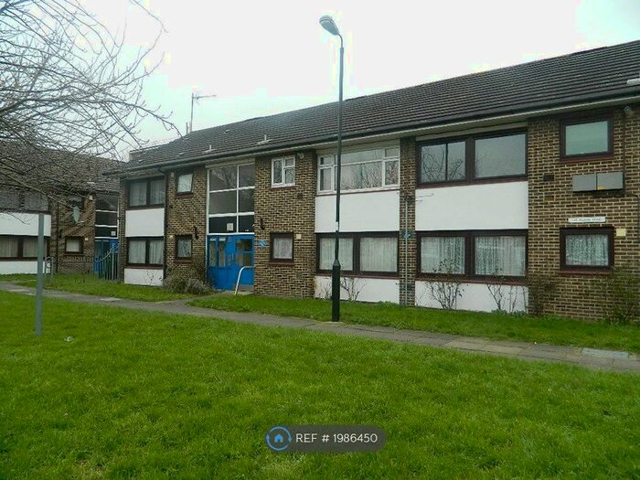 1 Bedroom Flat To Rent In Edmonton, London, N9