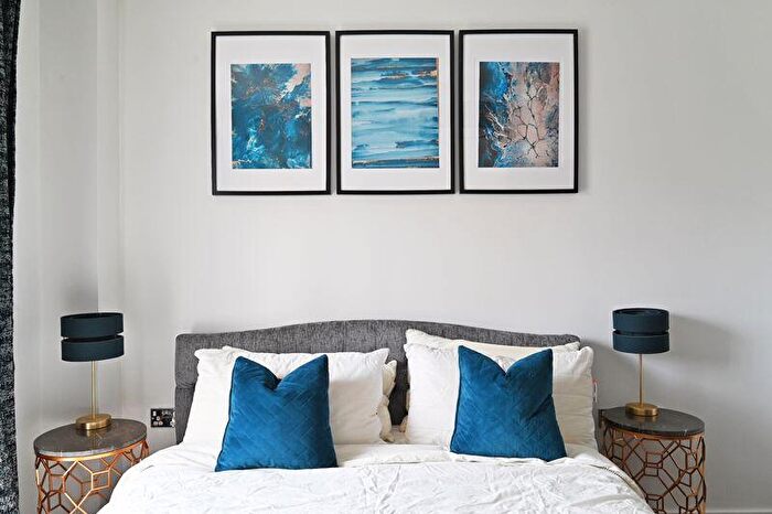 2 Bedroom Apartment To Rent In Coode, Millsands, Sheffield, S3